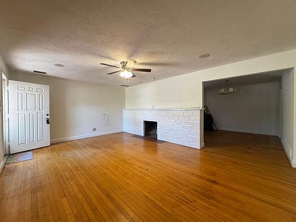 5th image of 37 Pleasant Dr