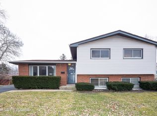 463 S Main St, Bartlett, IL 60103