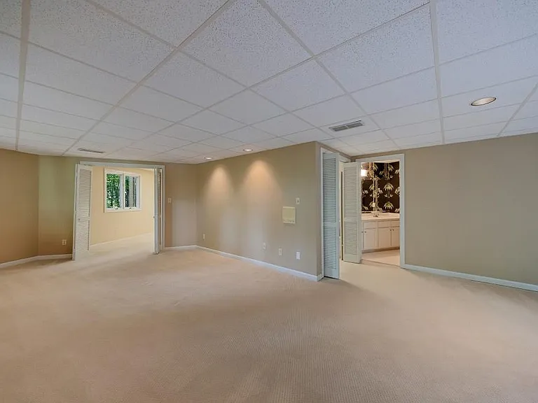 130 Huntcliff Point — Photo 46