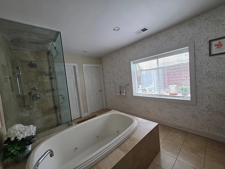 9202 Town Gate Ln — Photo 18