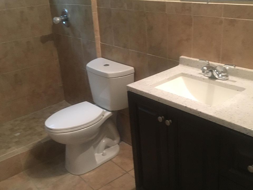 1st image of 3614 Luma Dr