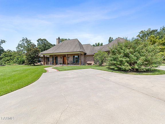 3rd image of 366 Lago Ave