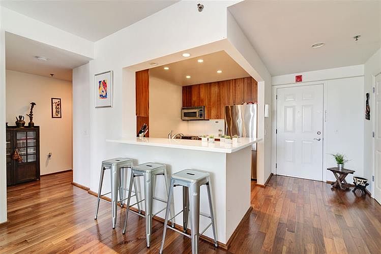 1st image of 1106 City Pl #1106