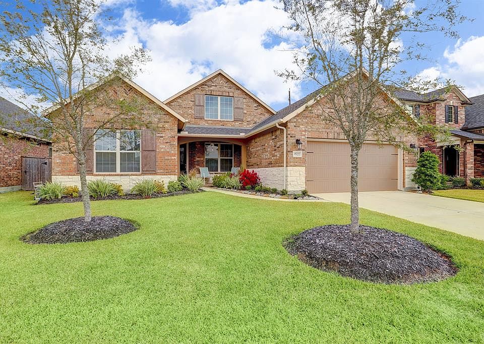 1st image of 15222 Calandra Lark Ln