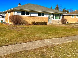 3N534 Willow Rd, Elmhurst, IL 60126