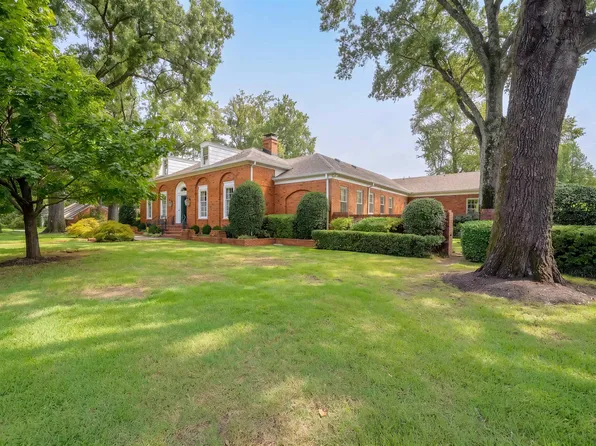 42 Wood Grove Rd, Memphis, TN 38117