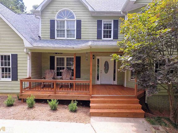3rd image of 145 Winter Valley Ct