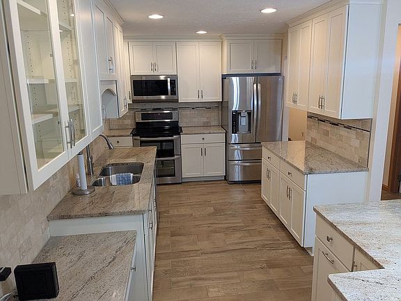 3rd image of 63 Shaffner Blvd