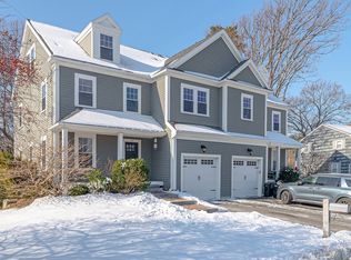 26 Adams Rd #26, Winchester, MA 01890