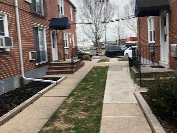 3rd image of 23 Vera St APT B