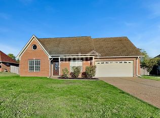 5718 Eagleston Dr, Olive Branch, MS 38654