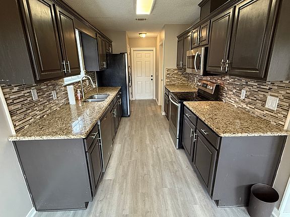 2nd image of 1881 Gulf Bay Ln