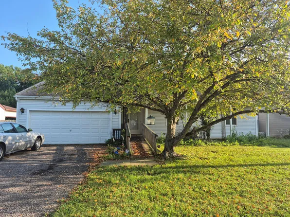 221 Tyler Ave, Pataskala, OH 43062