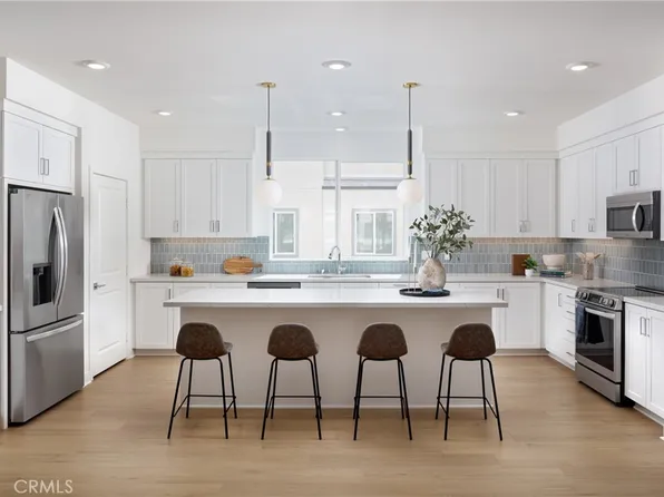 1697 Constellation Dr, San Pedro, CA 90731