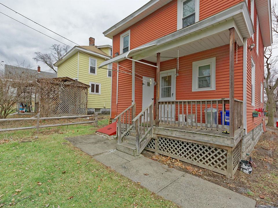 2nd image of 21 Clifford Rd