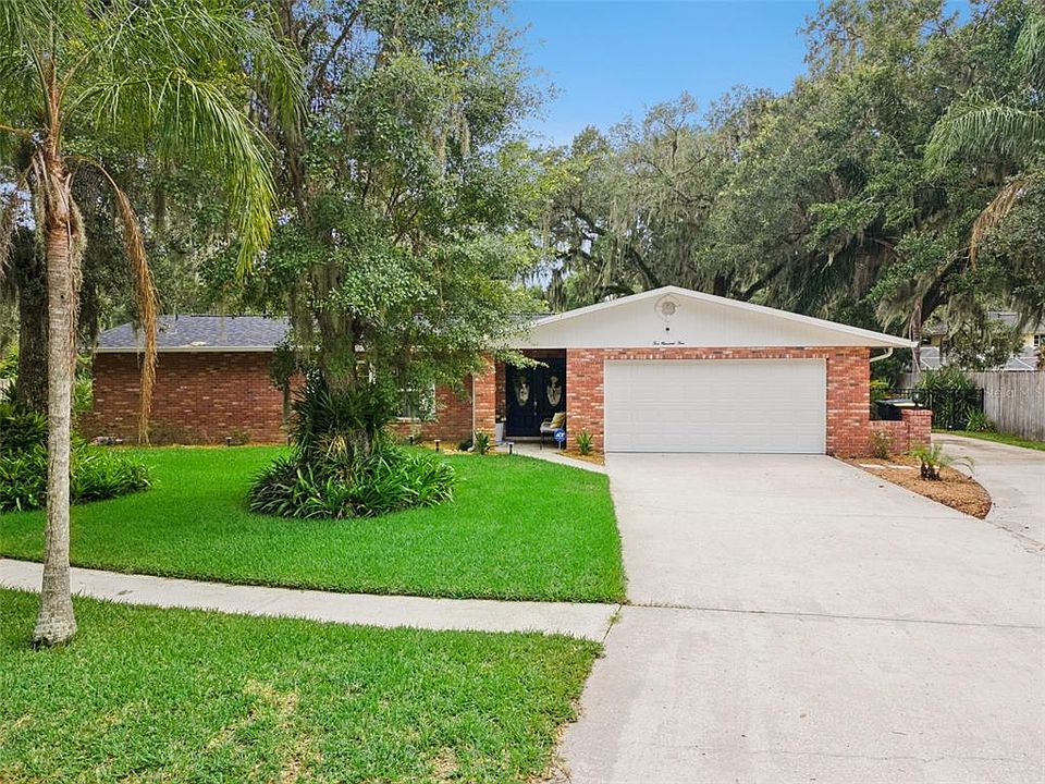 1st image of 204 BIRCH LANE