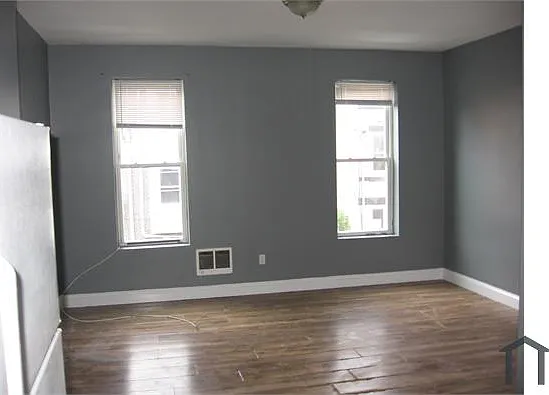 2 bed, $1,150 — Photo 1