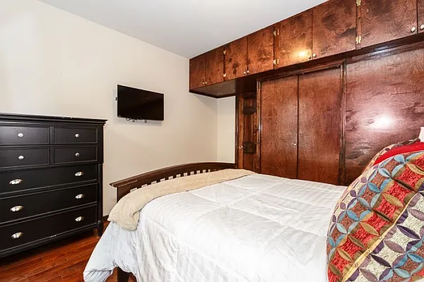 Rented by Eisenberg Exclusives | media 10