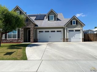 5724 Biddeford St, Bakersfield, CA 93313