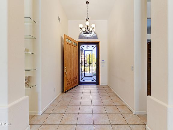 4th image of 5225 E BLUEFIELD Avenue