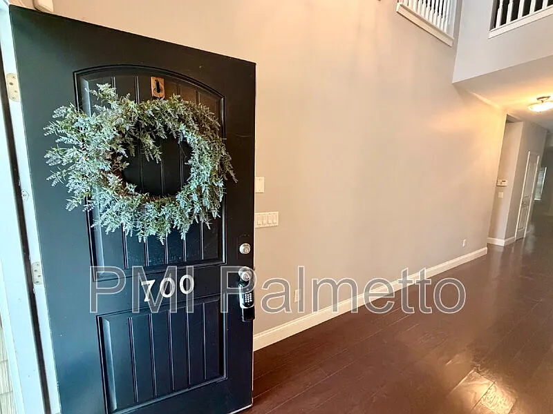 5 bed, 3.5 bath, 3626 sqft, $3,300 — Photo 3
