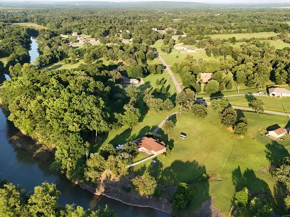 924 Waterfront Rd #6, Alma, AR 72921