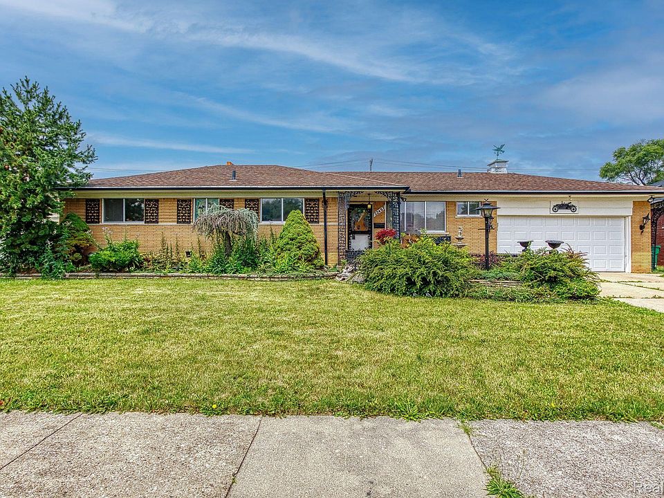 1st image of 22457 Petersburg Ave