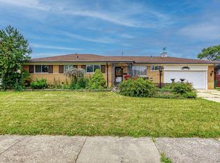 22457 Petersburg Ave, Eastpointe, MI