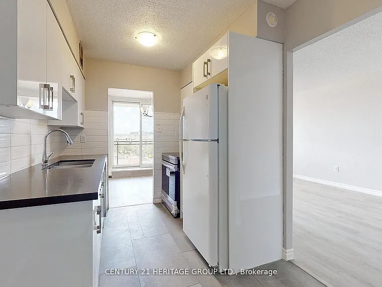180 Dudley Ave #609 — Photo 11