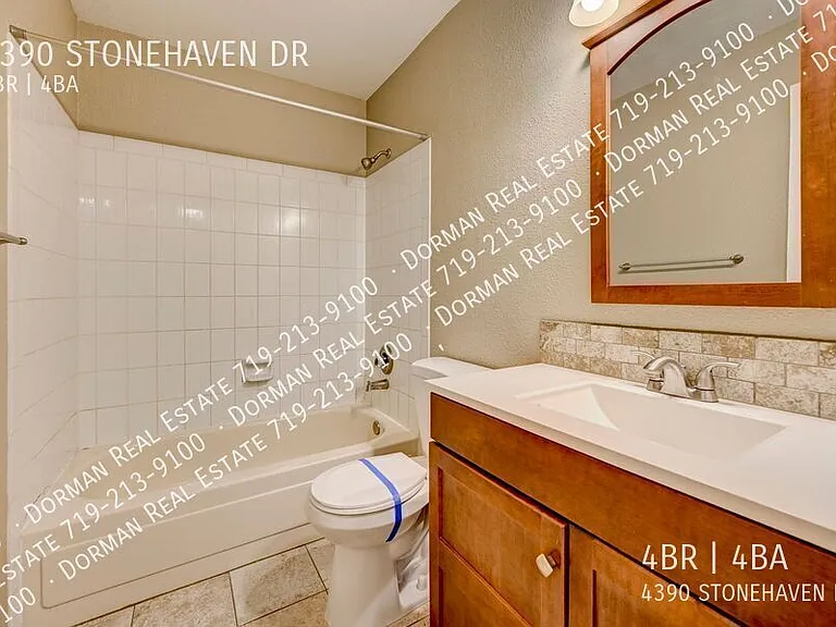 4390 Stonehaven Dr — Photo 32