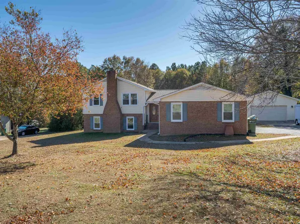 209 N Hill Dr, Boiling Springs, SC 29316