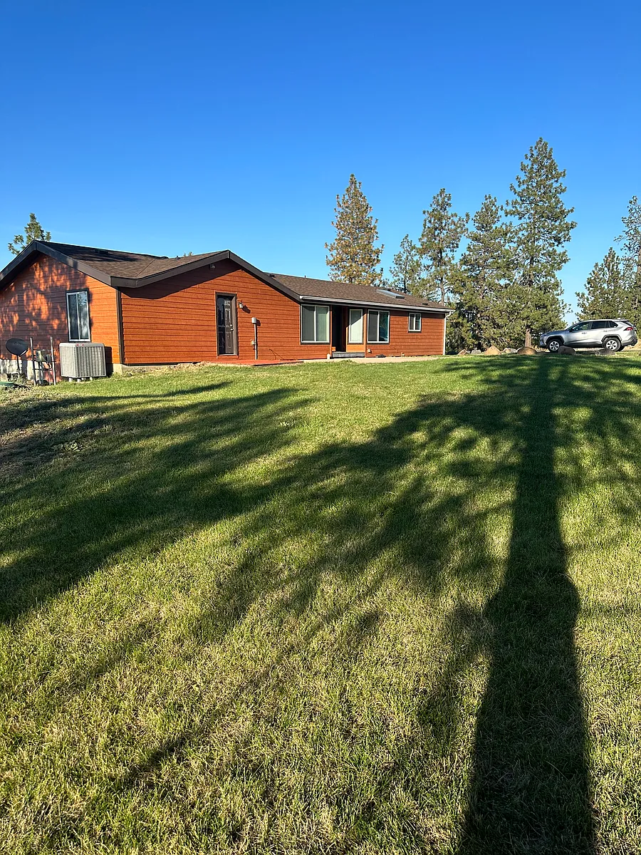 Building Photo - N Prairie Crest Rd