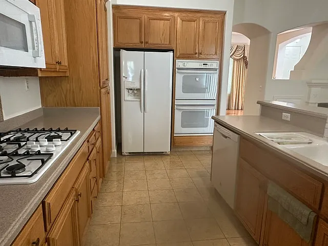 3186 Amaro Ln — Photo 8