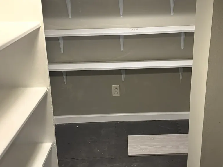 613 Ravenglass Dr — Photo 18