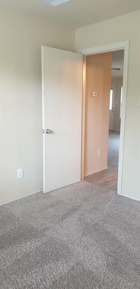 Building Photo - 821 N Katydid Ct