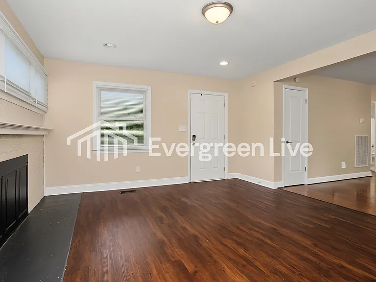 3 Lord Fairfax Dr — Photo 5