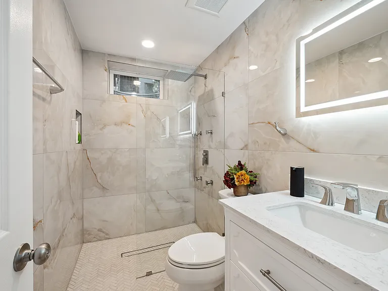 131 Flying Point Rd — Photo 33
