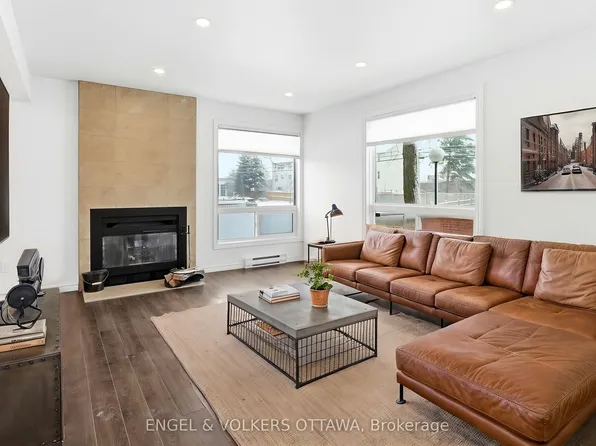 311 Presland Rd #10, Ottawa, ON K1K 2B6