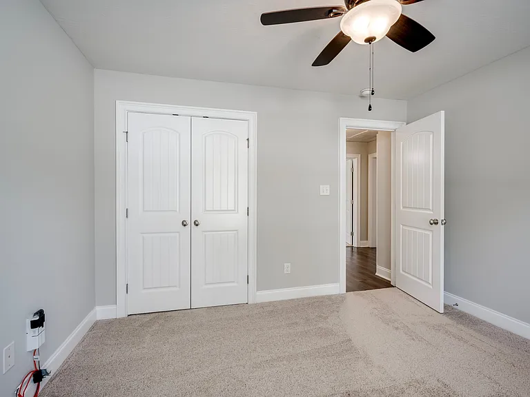 812 Paisley Ln — Photo 23
