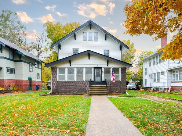 1822 E 12th St, Des Moines, IA 50316
