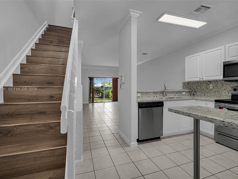 17359 NW 7th Ave #1505 — Photo 2