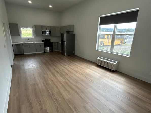 1201 Giuntoli Ln #D, Arcata, CA 95521