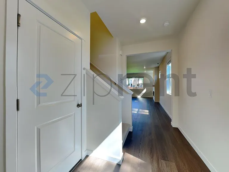 Entrance-01