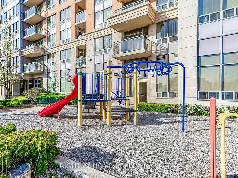 55 Strathaven Dr #1007 — Photo 19