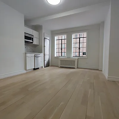 Rented by Palladium Property Group | media 3