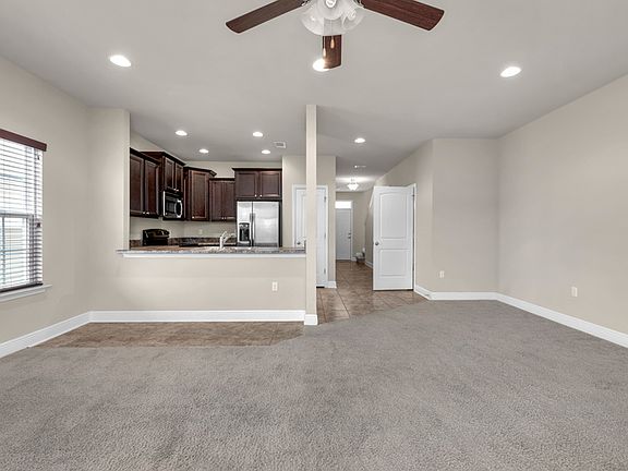 5th image of 128 Iron Horse Dr E #1