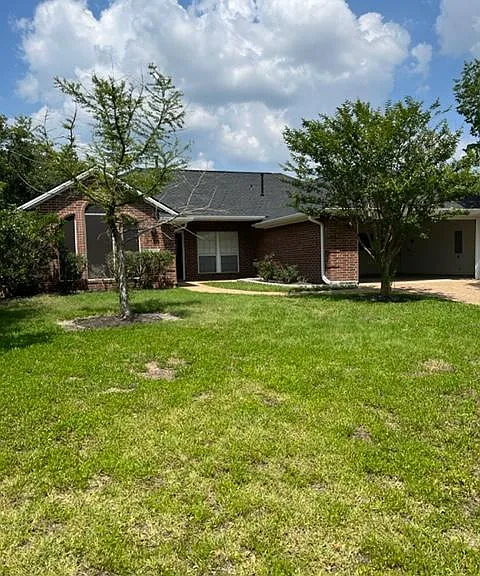 4109 Bedford Dr — Photo 1