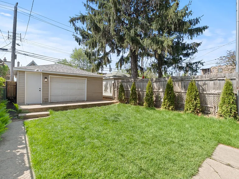 4009 W Gladys Ave #A — Photo 8