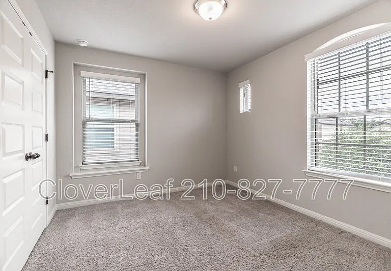 13145 Maridell Park — Photo 34