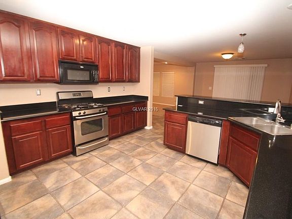 3rd image of 2409 Crane Ct #0